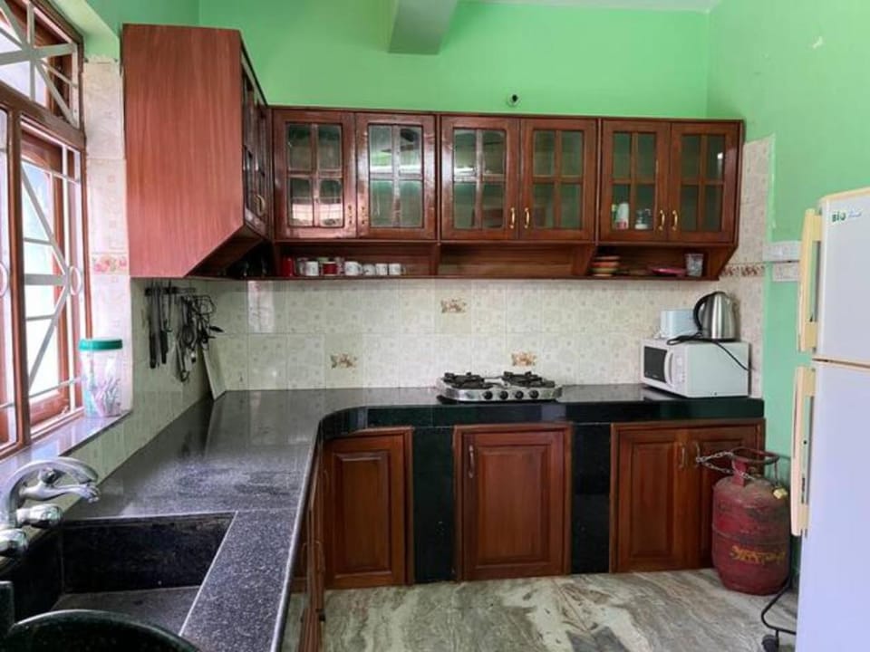 Peace Villa Luxurious 5BHK Siridao Goa Beach Villa in Goa, India