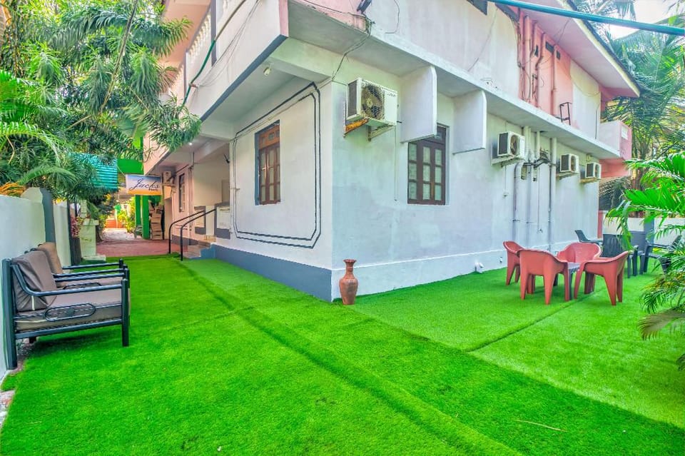 Jack's Calangute place Hotel in Calangute