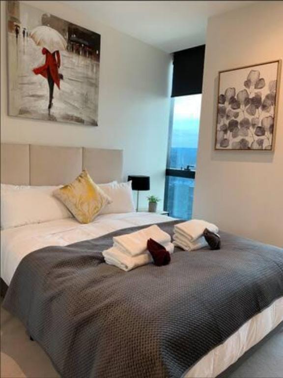 Stylish APT With CBD View in Southbank *WIFI/53A Apartment in Southbank