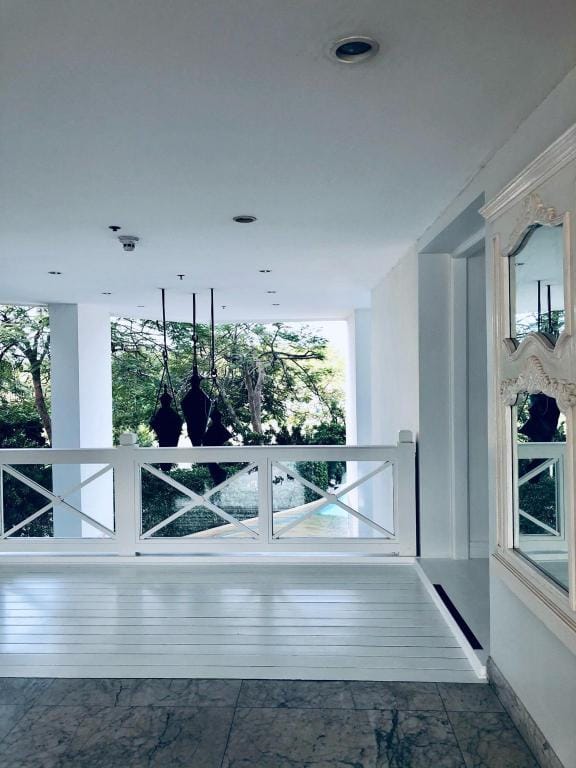 Hua Hin Boathouse Spacious 1-BR, 15,000 sqm pools Apartment in Hua Hin District