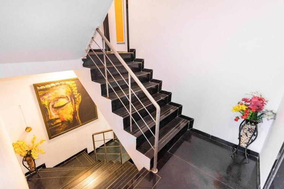 Inherited Spacious Room with all amenties.  Vacation rental in Mumbai