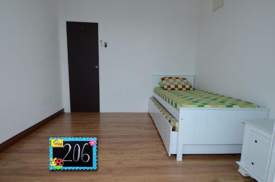 Near Gurney 3-Storey Event Hse by Felice Homestay Vacation rental in Tanjung Bungah