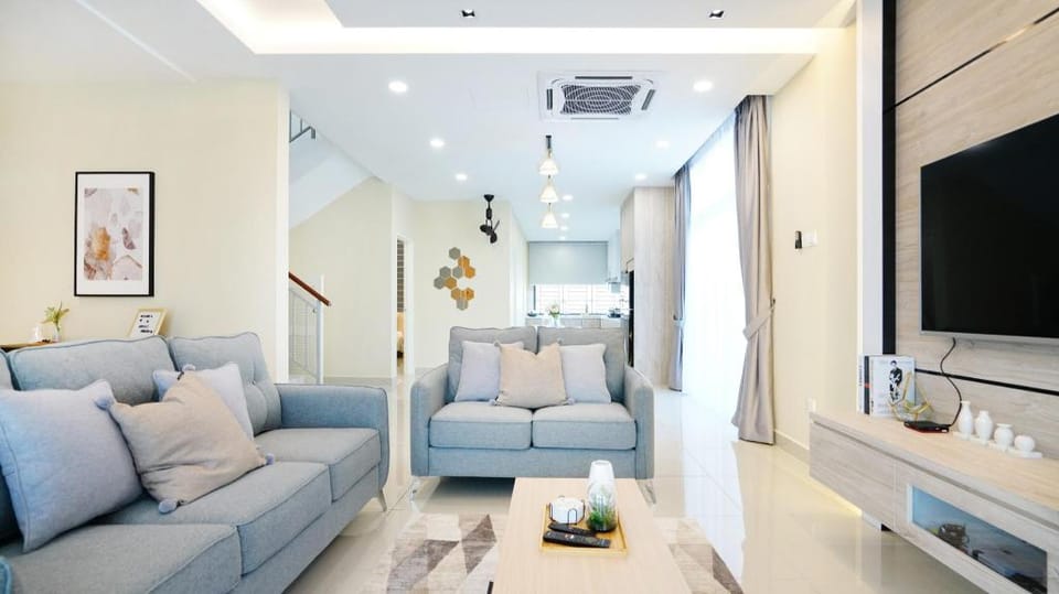 Desaru Exclusive Elegant theme by Joyfully 2M8 Vacation rental in Johor