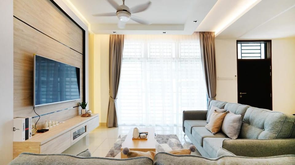 Desaru Exclusive Elegant theme by Joyfully 2M8 Vacation rental in Johor