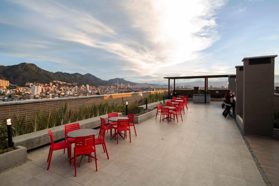 One Bedroom★72HUB★Pool★Monthly Discount ★By Jalo★ Apartment in Bogota