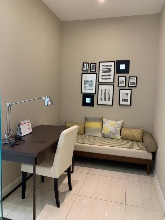Five-Star Hotel Residences near Mont Kiara Apartment in Petaling Jaya