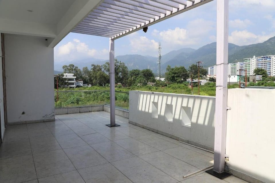 Naithani Home Stay 2Rooms Vacation rental in Dehradun