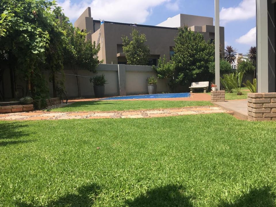 Oranimus Luxury House  Vacation rental in Pretoria