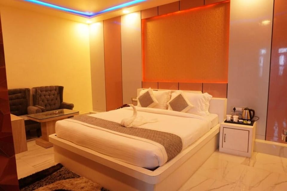 Gokul Raj BY WB Hotels Hotel in West Bengal