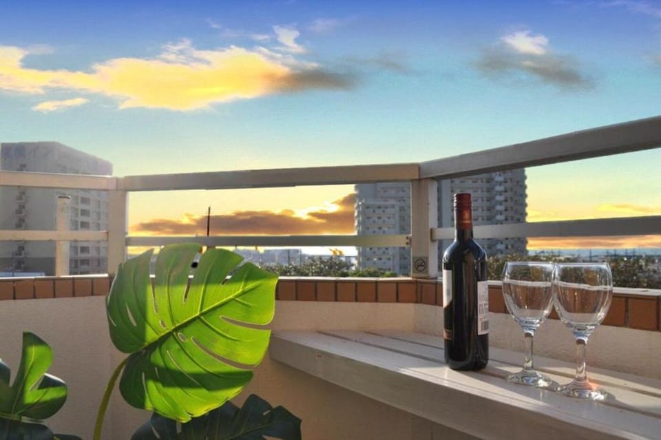 Panoramic Ocean View - downtown/ high speed WiFi Apartment in Okinawa Prefecture