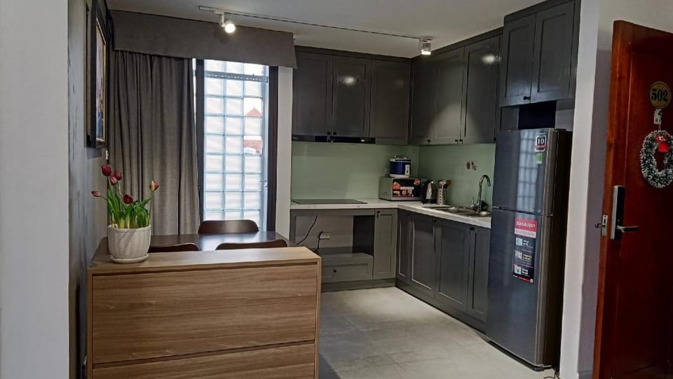 Green West Lake Apartment in Laos