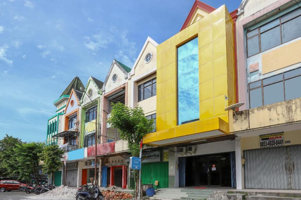 OYO 3742 Good Sleep Balikpapan Hotel in Indonesia