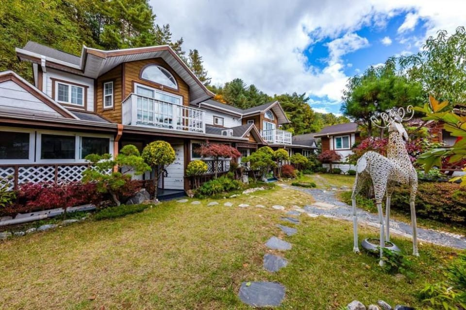 Lvaie Pension Bed and Breakfast in Gyeonggi-do