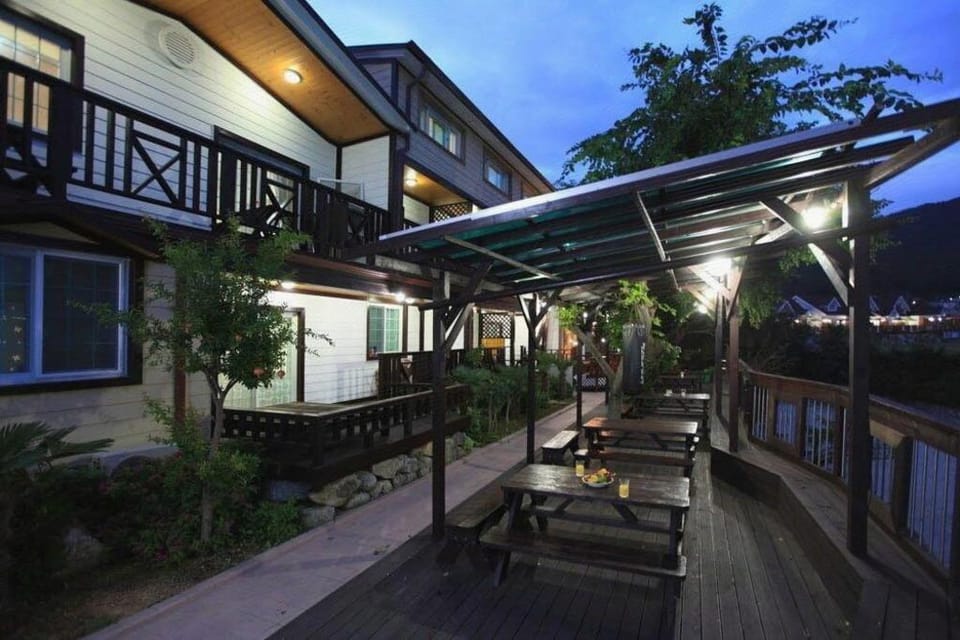 Golden wave pension Bed and Breakfast in South Korea
