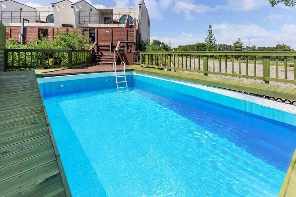 Eldora Pool Villa 2 Hotel in South Korea
