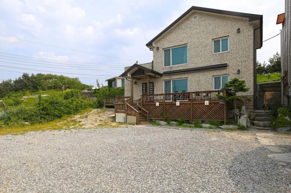 Yangyang Y Pension Bed and Breakfast in South Korea