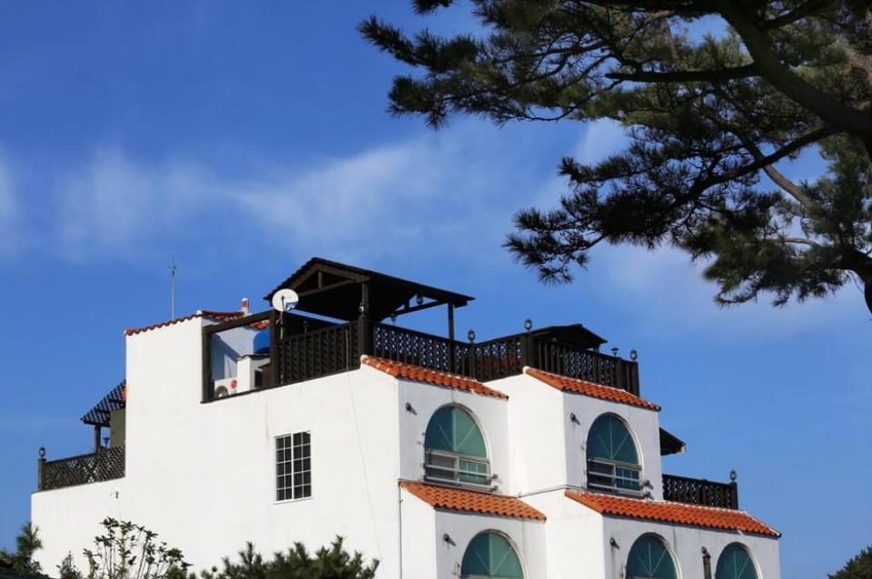 Haegumgang Solraemio Pension Bed and Breakfast in South Korea