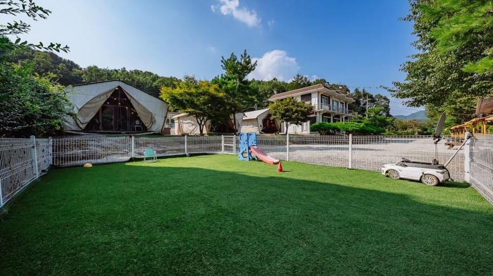 happyriver Bed and Breakfast in Gyeonggi-do