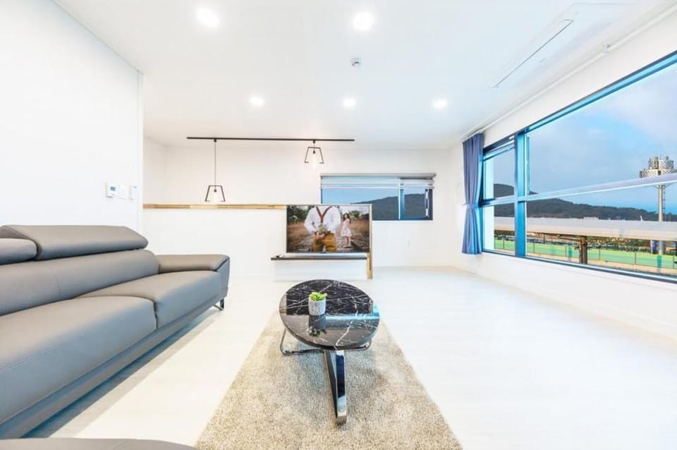 Plan 128 Poolvilla Bed and Breakfast in South Korea