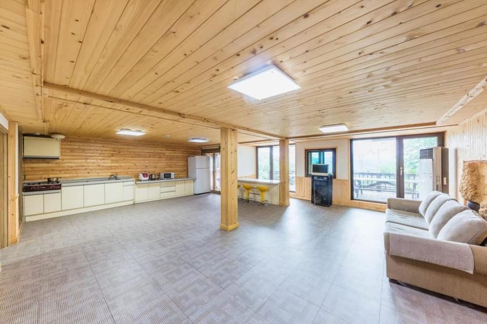 Mountains and rivers Apartment in Gyeonggi-do