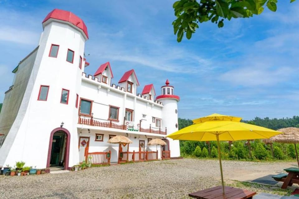 Windmill and light house pension Bed and Breakfast in Gyeonggi-do