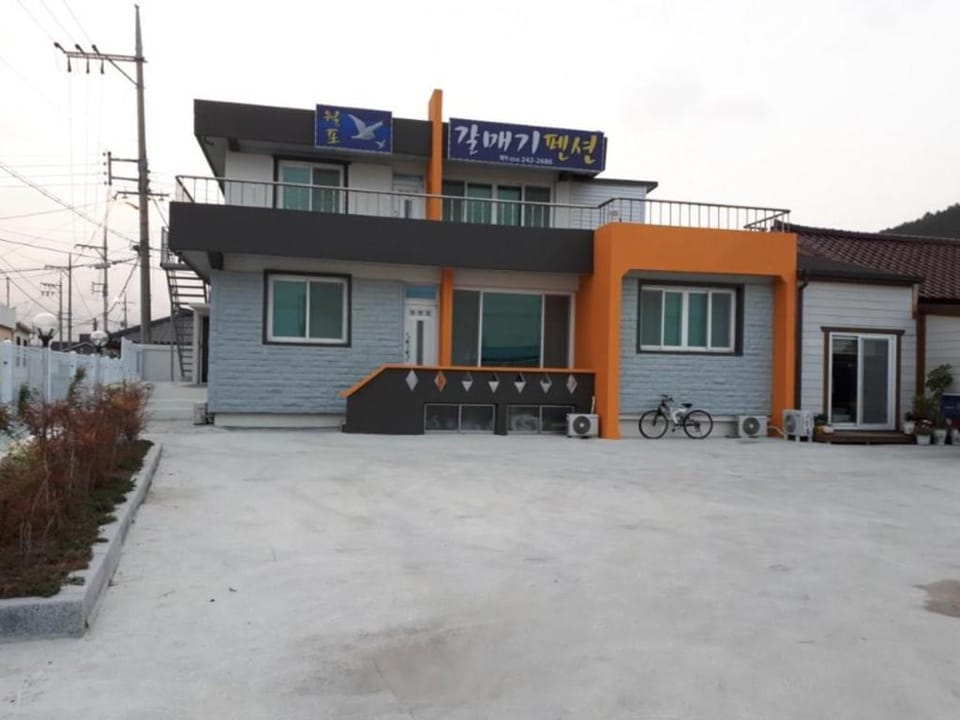Pohang Wolpo Seagulls Pension Apartment in South Korea