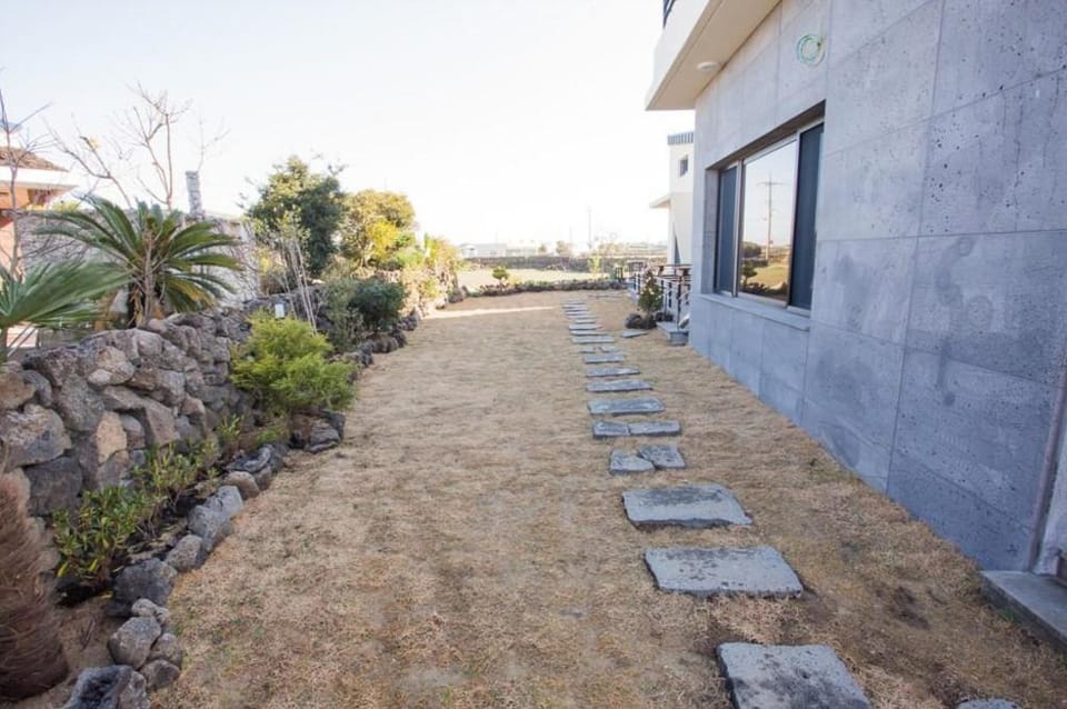Arapani Pension Bed and Breakfast in South Korea