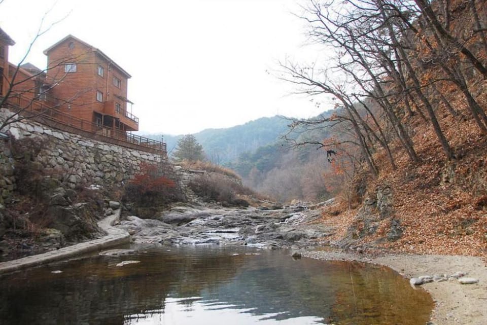 Duckyu poongyung Bed and Breakfast in South Korea