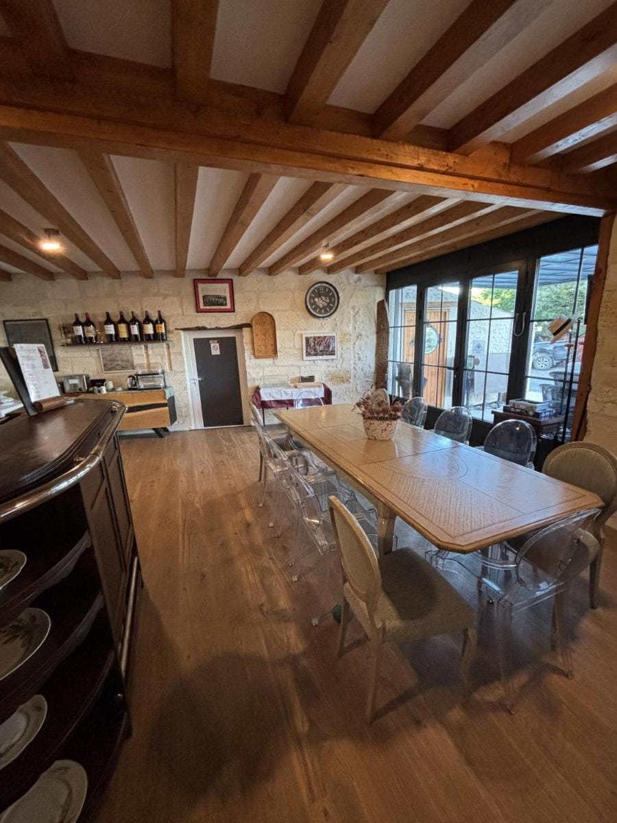 LA MAISON JEROBOAM Bed and Breakfast in Nouvelle-Aquitaine