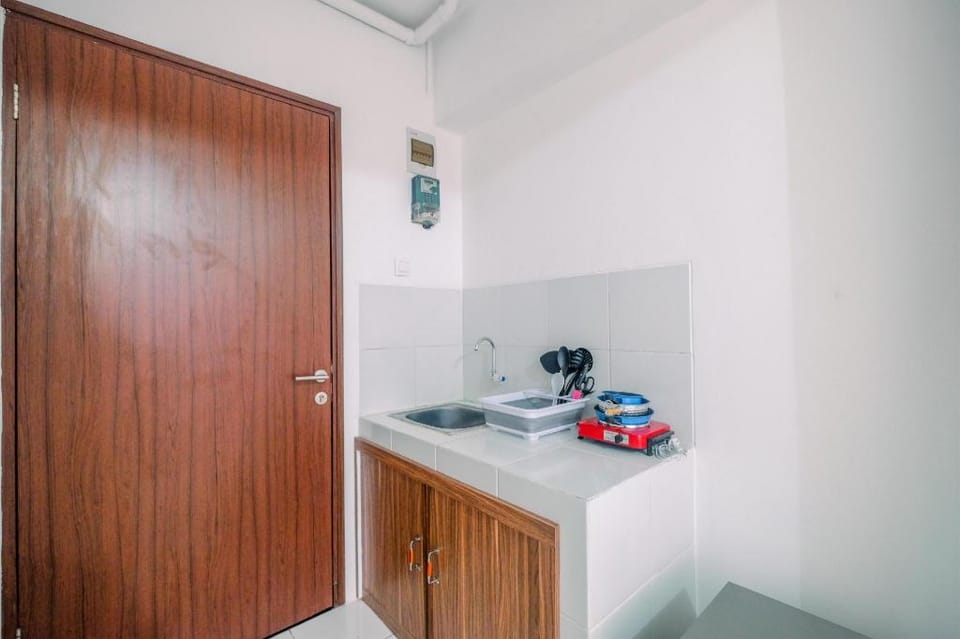 Beautiful Studio at Gunung Putri Apt By Travelio Apartment in West Java