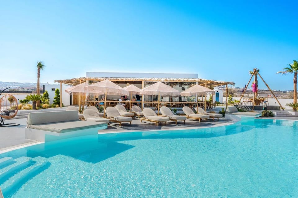 The Amethyst Exclusive Suites Oia Apartment in Santorini