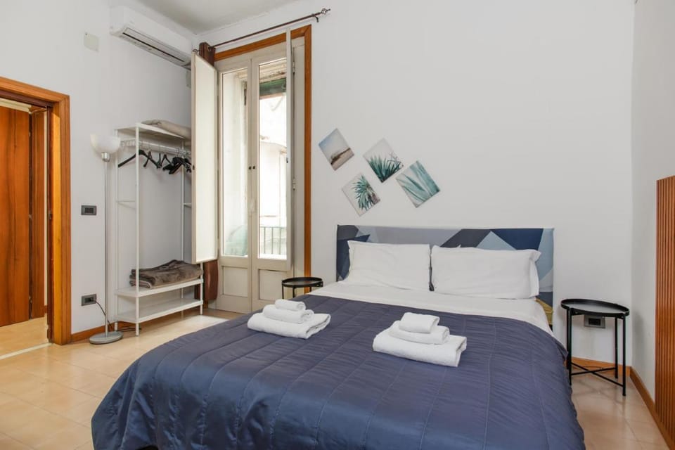 Inside Chiaia Rooms Bed and Breakfast in Naples