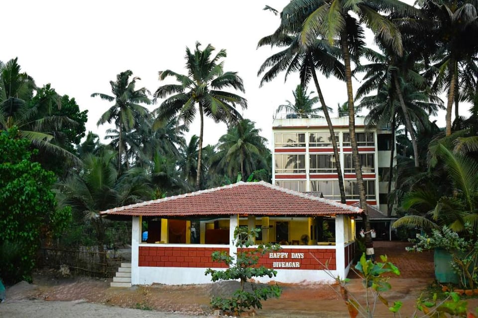 Happy Day's Diveagar Hotel in Maharashtra