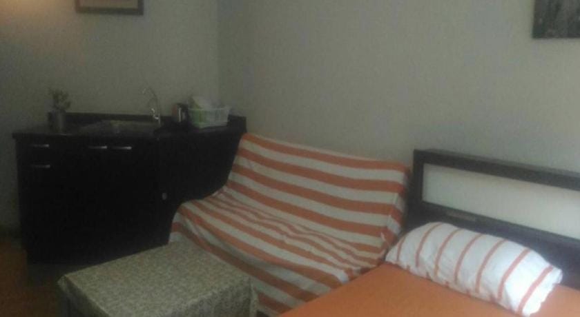 Dmk Don Mueang airport Guest House meetgreet service Vacation rental in Bangkok