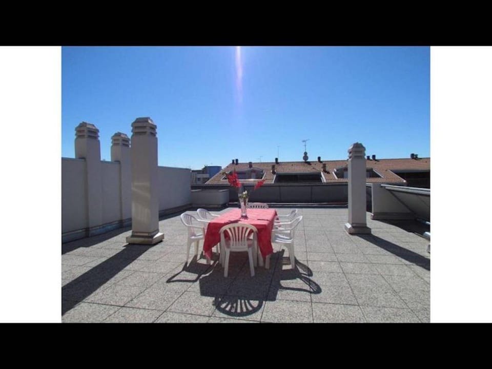 Beautiful Attic with a Large Terrace in a Great Location - Beach Place Included Apartment in Bibione