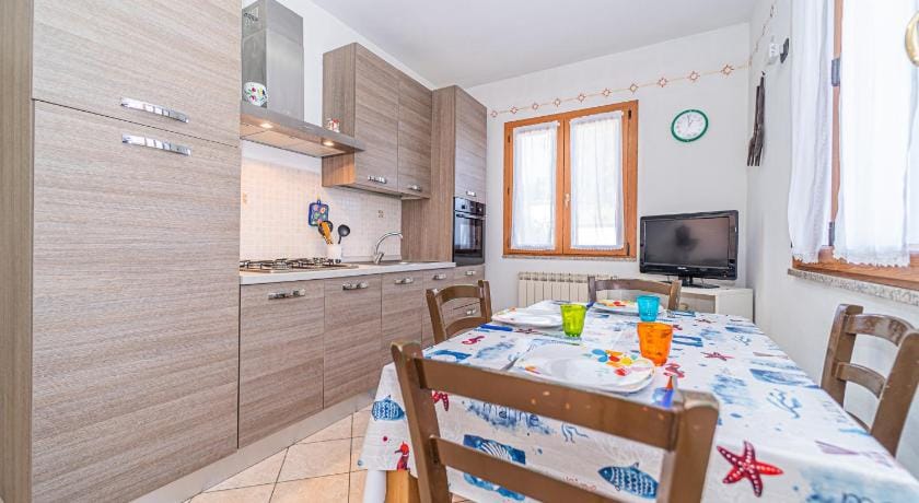 Apartment in villa 24 persons with large garden stella Apartment in Capoliveri