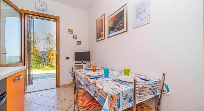 Master apartment in villa 68 places with large private garden Apartment in Capoliveri