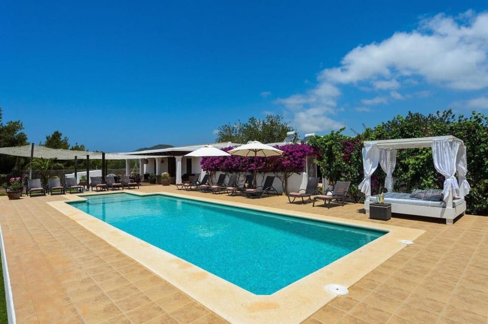 Luxurious Retreat Villa in Nature for Large Groups Villa in Ibiza