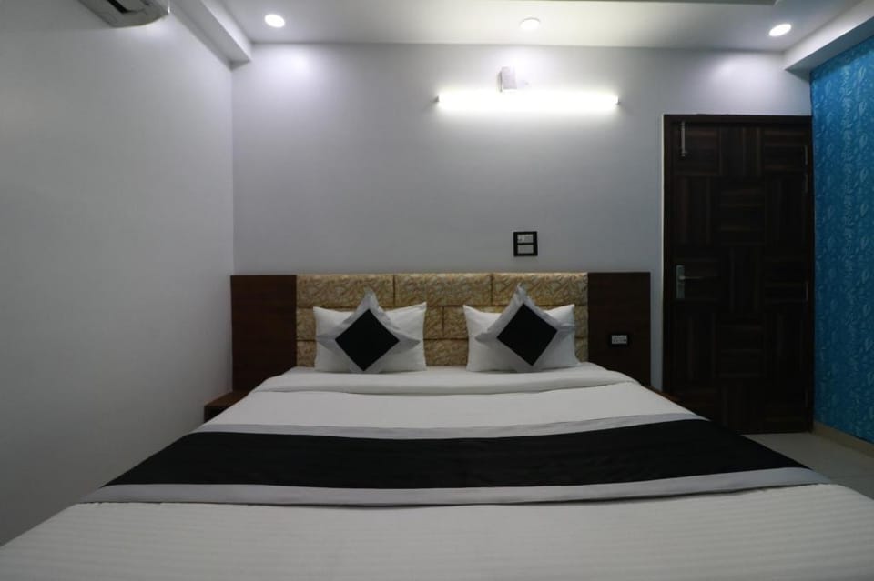 Hotel Marina  Apartment in New Delhi