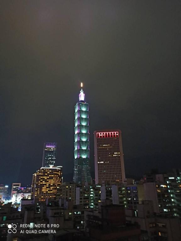 Taipei 101限月租☆典雅設計☆信義計劃區抗震全新電梯☆國父紀念館MRT站☆網路>長租需打合約 Apartment in Taipei City