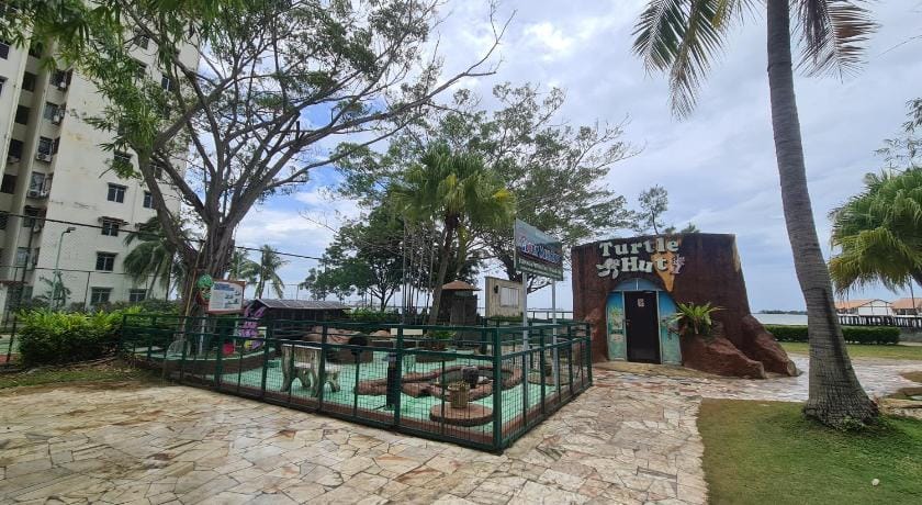 GLORY BEACH RESORT PORT DICKSON #FULL SEAVIEW Apartment in Port Dickson