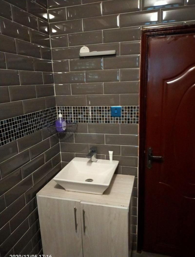 Aryana Furnished Apartment Vacation rental in Uganda