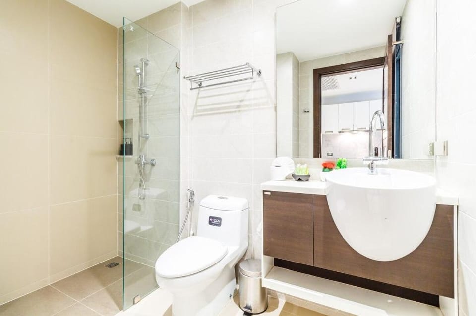 ET203 Patong studio - quiet location, pool Apartment in Patong