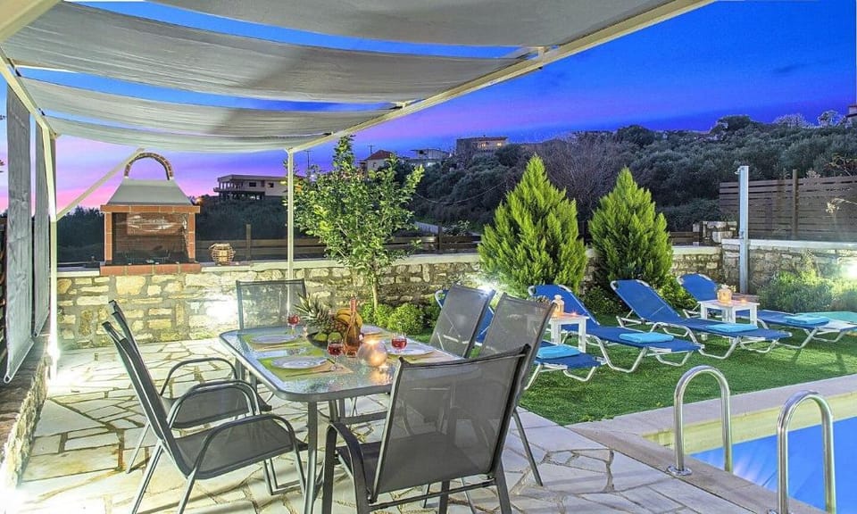 Casa Melia Heated Pool Villa in Crete