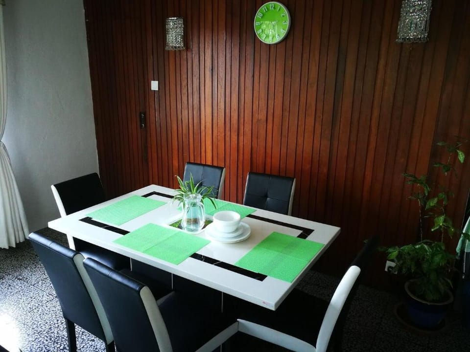 Double Bedroom in Merpati Villa - Sungai Petani Vacation rental in Kedah