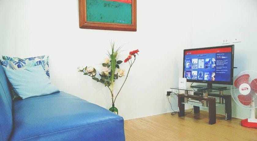 Pine Suites Tagaytay 2BR Central View with Netflix Apartment in Tagaytay