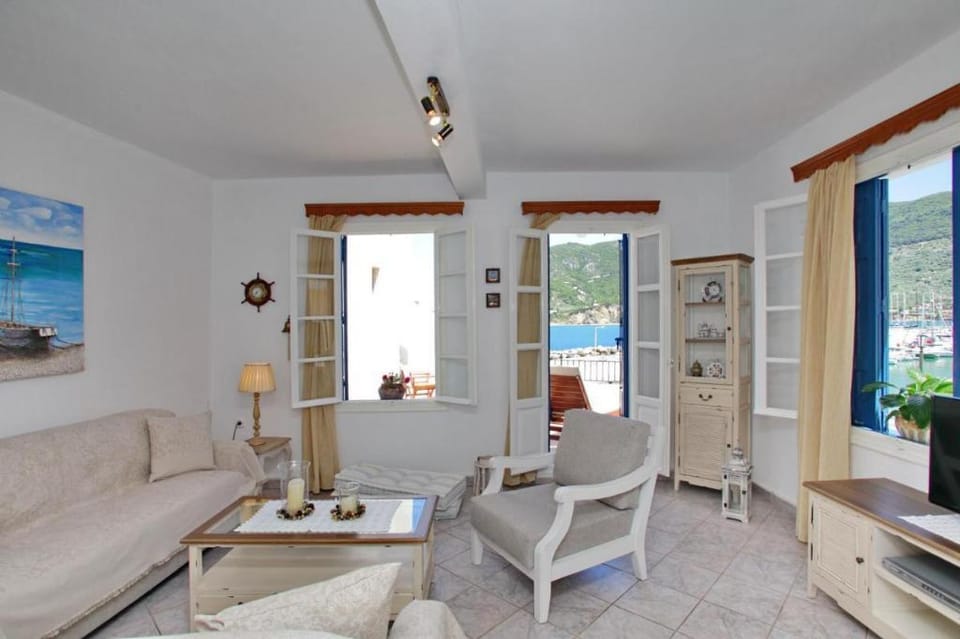 Villa Yiannoula with amazing sea view at Skopelos Old Port Villa in Skopelos