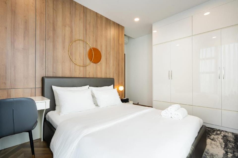 Sunwah Golden House - Amazing River View Apartment in Ho Chi Minh City