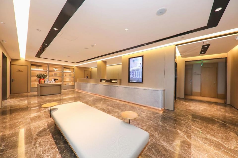 JI Hotel Shanghai People's Square Nanjing Road Hotel in Guangzhou