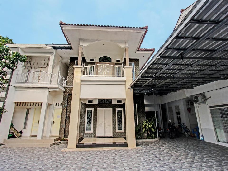 OYO 3741 Mutiara Syariah 1 Hotel in West Nusa Tenggara, Indonesia